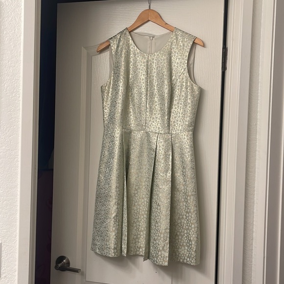 Gold/Light Green Dress - Picture 5 of 10